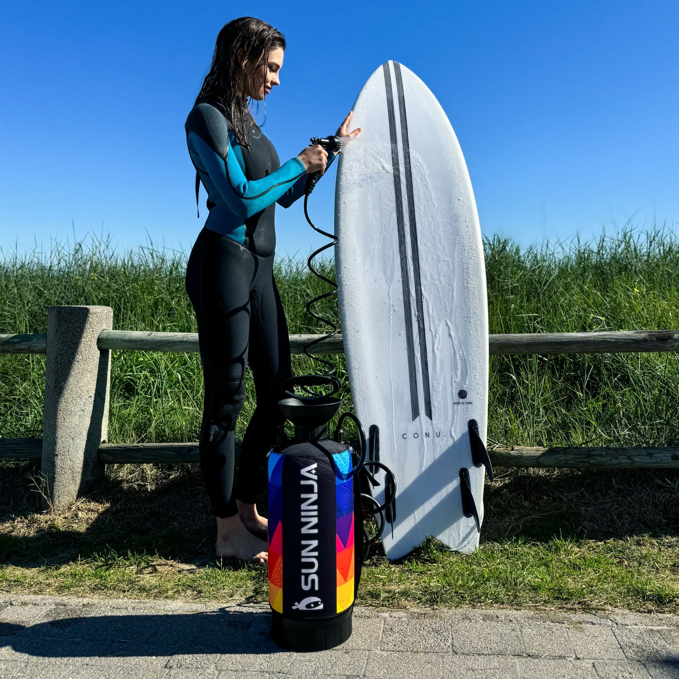 Portable Shower - 2.1 Gallon T9 image 2